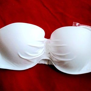 VICTORIA'S  SECRET COVERTIBLE  SWIM TOP WHITE NWT